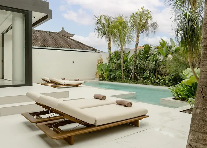 Вилла Ultra-luxe 4br - Indoor Ac Living & Private Pool Семиньяк