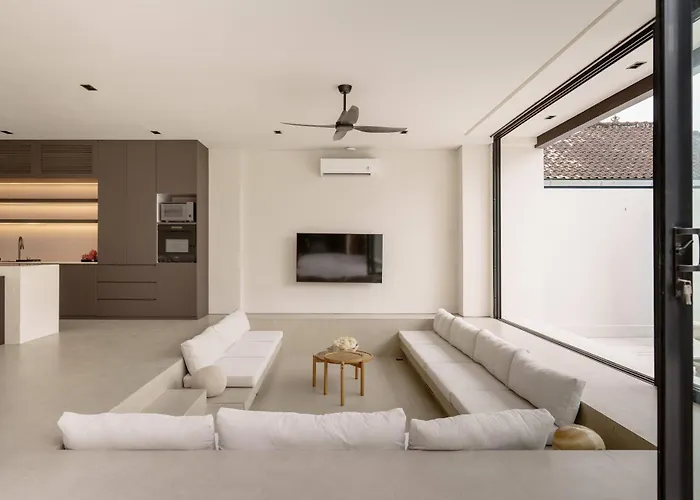 Ultra-luxe 4br - Indoor Ac Living & Private Pool *